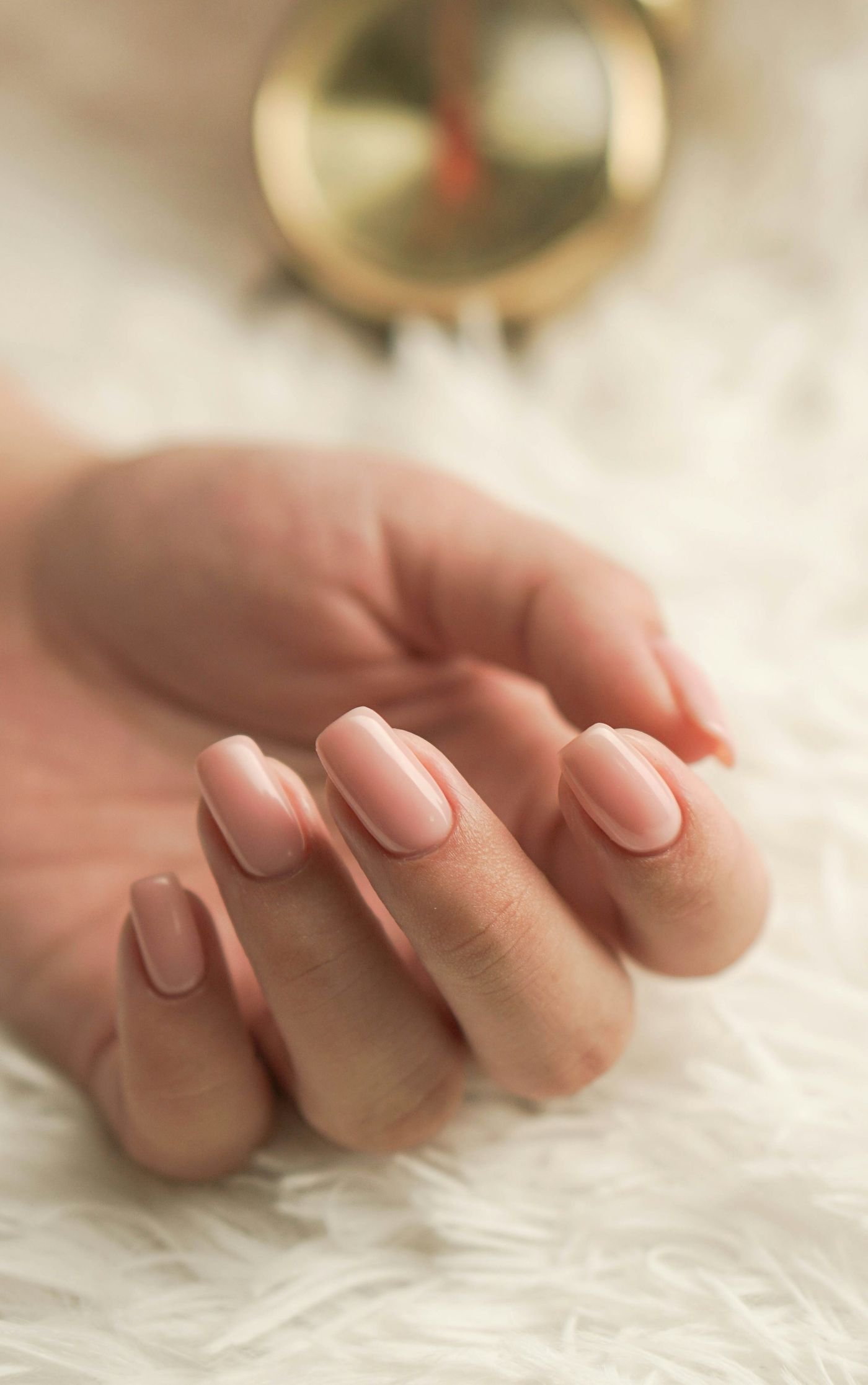 Bridal manicure in white with delicate details